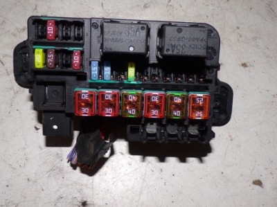 Коробка предохранителей opel mokka 826166 фото №1