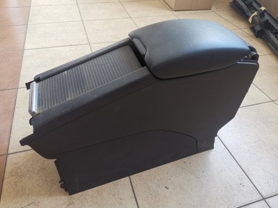 Volvo xc60 подлокотник крышка шторка туннель фото №1