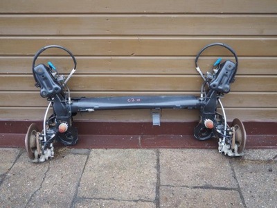 Oś балка задня задня гальмівні диски citroen c3 iii фото №1