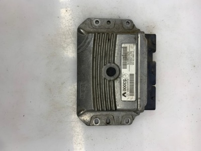 Бортовий комп'ютер двигуна renualt 21586135-8a 8200758478 8200509963 фото №1