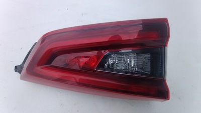 FARO PARTE TRASERA IZQUIERDA EN TAPA DE MALETERO DE TAPA NISSAN QASHQAI J11 RESTYLING  