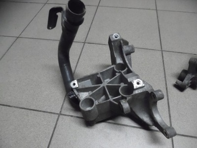 Audi a6c6 кронштейн насоса 059145169p комплектна фото №1