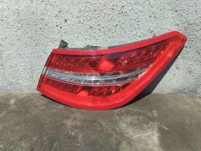 MERCEDES W207 ФАРА ПРАВА ЗАД КОМБІНОВАНА A2079060258