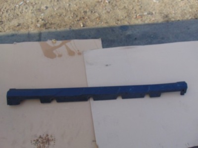 Молдинг поріг права hyundai kona 87752-j9000 фото №1