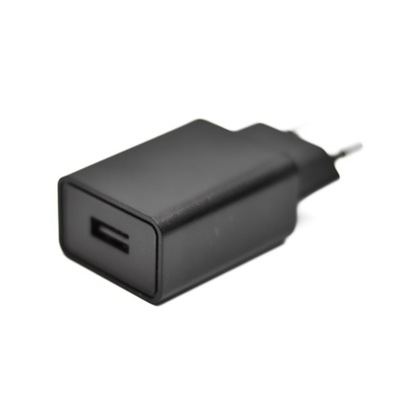 ŁADOWARKA SIECIOWA Z GNIAZDEM USB 1,5A 5V 1500MAH