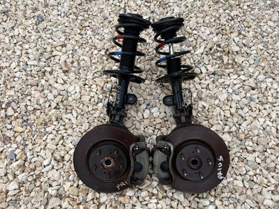 Toyota prius iii plus поворотный кулак амортизатор правая фото №1