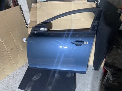 Volvo v40 двері лівий перед niebieskie фото №1