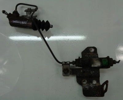 Toyota avensis 2.2 d-cat цилиндр сцепления коробки клапан фото №1