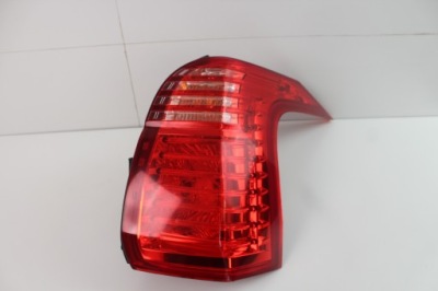 Лампа правый задняя задняя peugeot 5008 09-13r фото №1