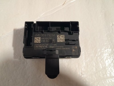 Audi a4 b9 lift модуль блок управления дверь 4m0959792m фото №1