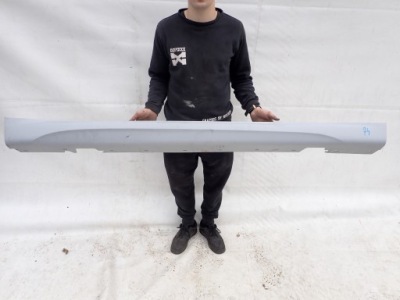 Bmw x1 e84 m-pakiet молдинг поріг права фото №1