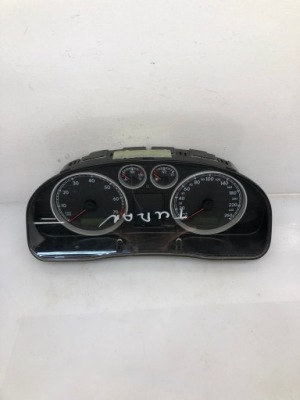 Счетчик приборы 110080198 vw passat b5 1.9 tdi фото №1