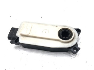 Моторчик шторка жалюзи opel grandland 5877r1001 фото №1