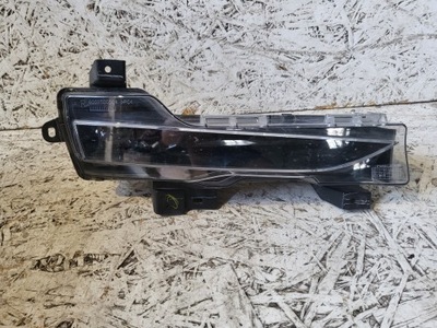 Tesla model 3 противотуманная фара правый led drl 1077396-00-d фото №1