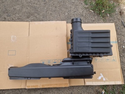 Корпус фильтра воздуха 5q0129607l комплектная фото №1