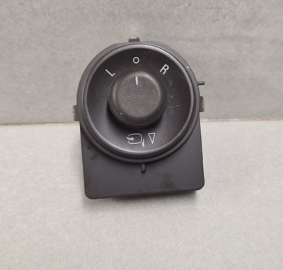 Перемикач регулювання дзеркал коричневий складний opel mokka 95202870 фото №1