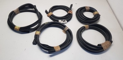 Ford fiesta mk7 прокладка двері правий задня фото №1