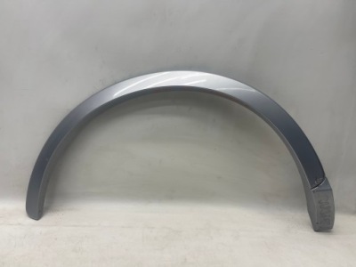 Audi q3 молдинг крыло  правая задняя 8u0853818 cd фото №1