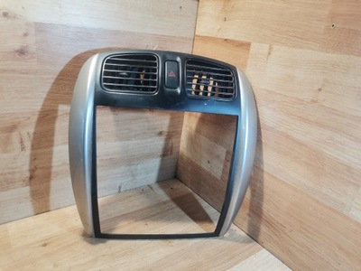 Решітка обдув середня рамка mazda premacy фото №1