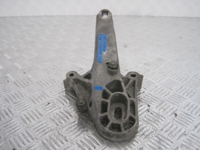 Кронштейн кронштейн опора кронштейн двигателя mini countryman r60 6788663 фото №1