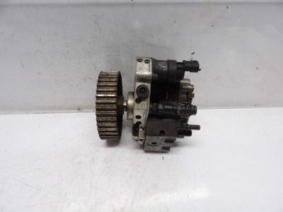 Насос впрыскная renault laguna фото №1