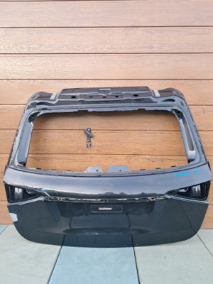 Крышка багажника задняя багажника 19- mercedes gle a1677403800 фото №1