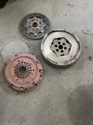 Proace city berlingo iv combo e partner 1.5 hdi зчеплення двомасовий kpl фото №1