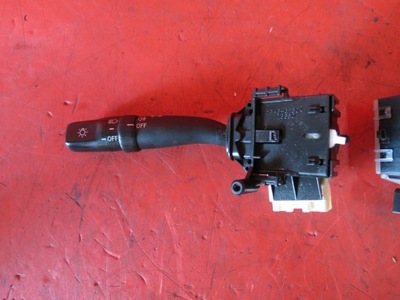 Corolla verso 2 ii переключатель рычаг света фото №1