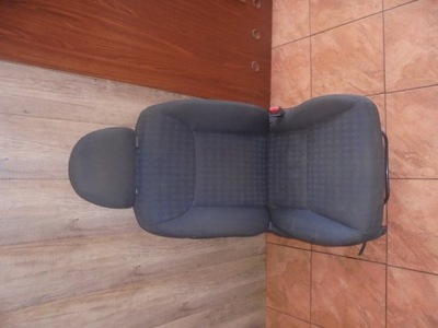 Сидіння правий перед honda civic vii 1.6b 01' фото №1