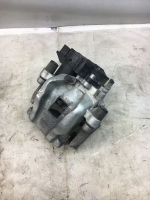 Volvo xc60 ii суппорт тормозной правый задняя 32217364 фото №1