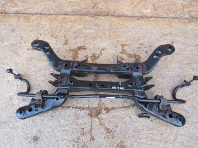 Opel insignia a рестайлінг  hb підрамник підрамник підрамник задній фото №1