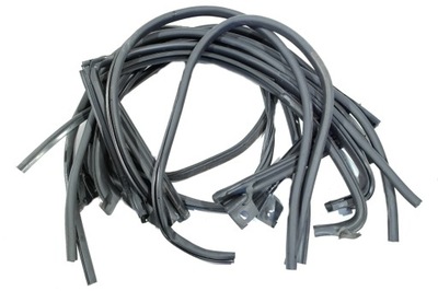 Vw cc lift прокладка кузовная задняя 3c8867913 фото №1