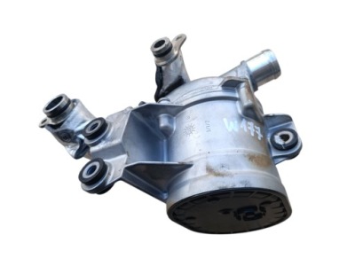 Насос води mercedes w177 amg a45s a1392003302 фото №1