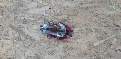 Петля крышки ford mustang 93-04r фото №1