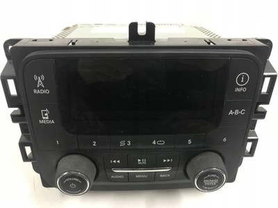 Chrysler 200 2015 радио фото №1