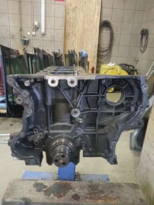 Блок двигуна ford 2.2 tdci qj2s i qj2s pgb44326 фото №1