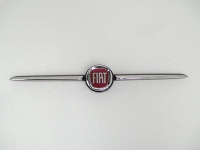 Listwa grill emblemat Fiat 500 lift