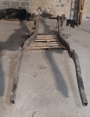 Рама nissan patrol y60 2,8d 1992r. фото №1