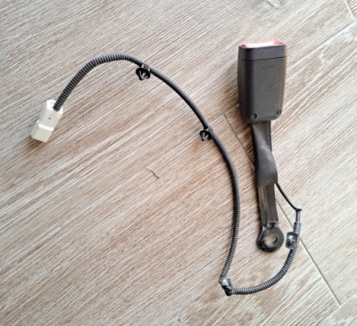 Hyundai ix20 кліпса поперечина ліва перед 10-17 фото №1