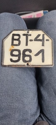 Stara tablica rejestracyjna motocoklowa