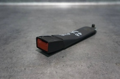 Клипса пряжка поперечина безопасности правая перед jeep compass 1hm271dvaa фото №1