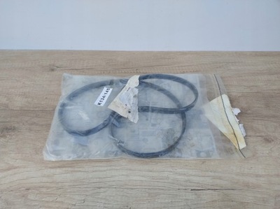 Ремінь клиновий генератора mercedes a0029935296 фото №1