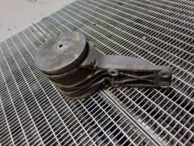 Подушка коробки передач land rover range rover l322 kqd500050 фото №1