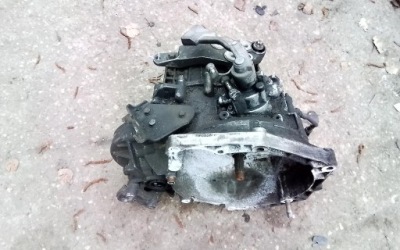 Punto 3 iii 1.3jtd коробка передач передач 6 передач fgp 55192042 фото №1