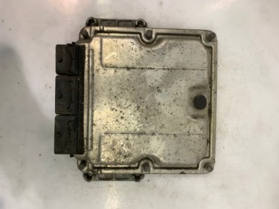 Блок керування двигуна bosch 0281010178 7700115492 фото №1