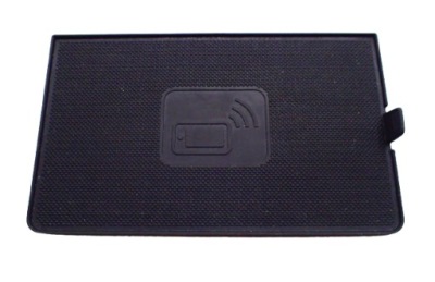 Audi q7 4m гумовий елемент вкладка бардачка 4m0864981a фото №1