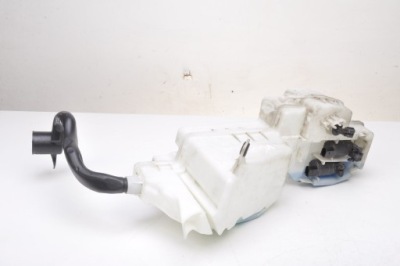 Volvo s60 iii v60 ii бачок омывателя 30747576 фото №1
