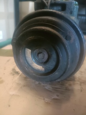 Компресор кондиціонера vw/audi 4b0260805c фото №1