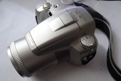 Aparat Olympus iS-500 ED LENS + 28-140mm 5X