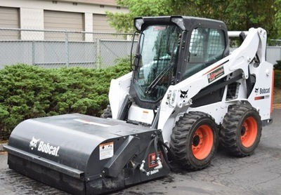 Bobcat Zamiatarka Dealer